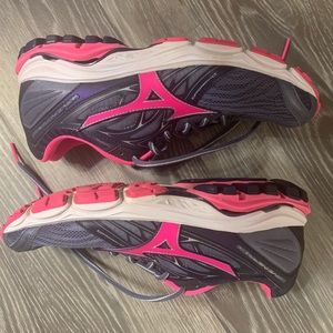 Mizuno Wave Inspire 14 Running Shoe